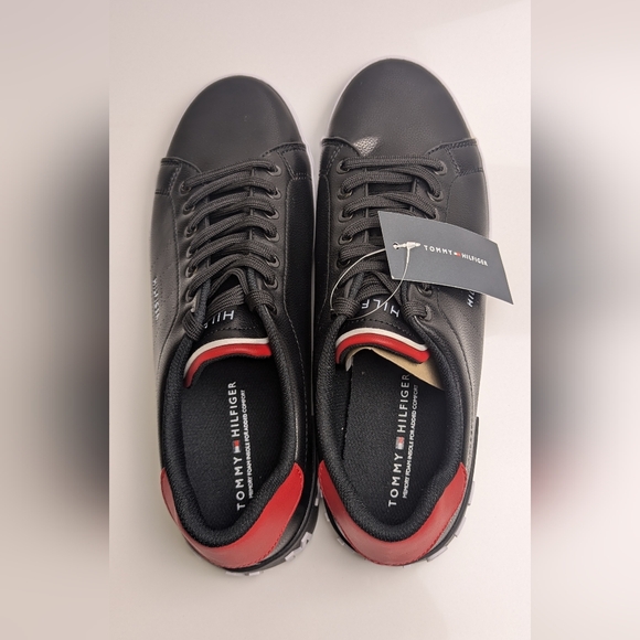 Black Tommy Hilfiger Sneaker - Picture 6 of 8
